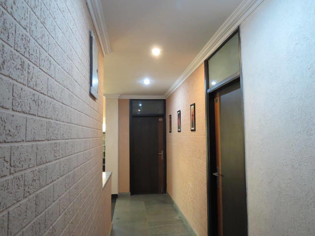 Moments Hotel Calcuta Exterior foto